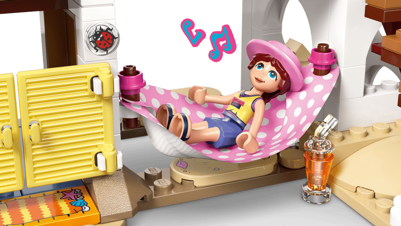 LEGO Friends Beach House with Seals (42699)