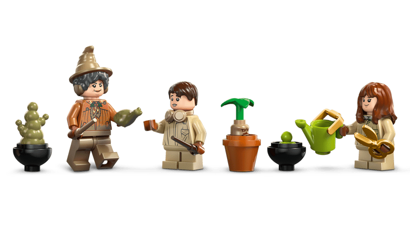 LEGO Harry Potter Hogwarts Castle: Herbology Class (76445)
