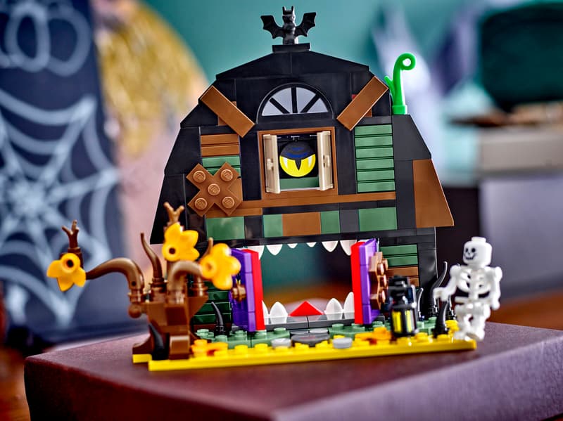 LEGO Iconic Halloween Barn (40721)