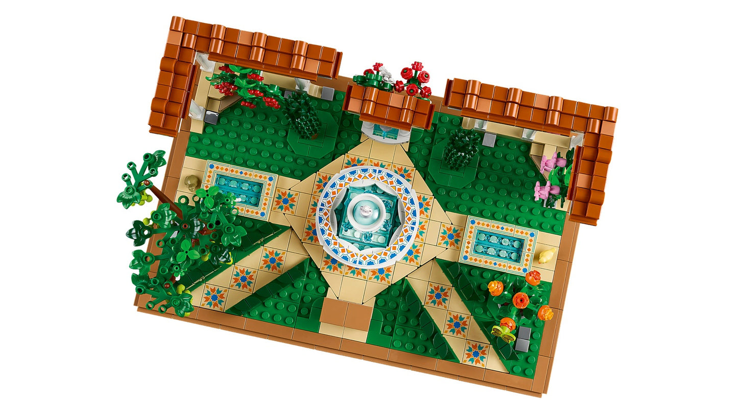 LEGO Icons Fountain Garden (10359)